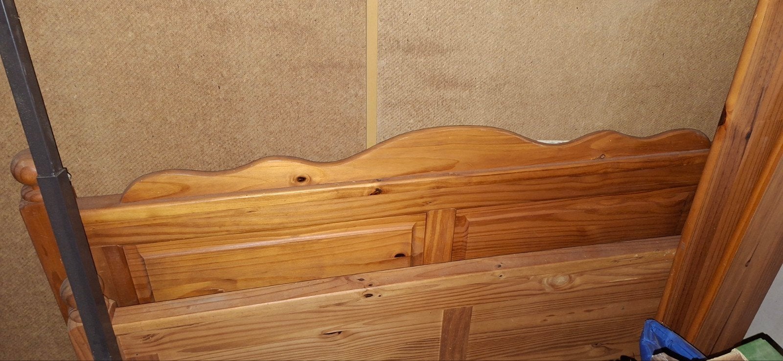 Grenen bed 140 cm met 2 elektrische lattenbodems, Bruin, Tweepersoons, 200 cm, Hout