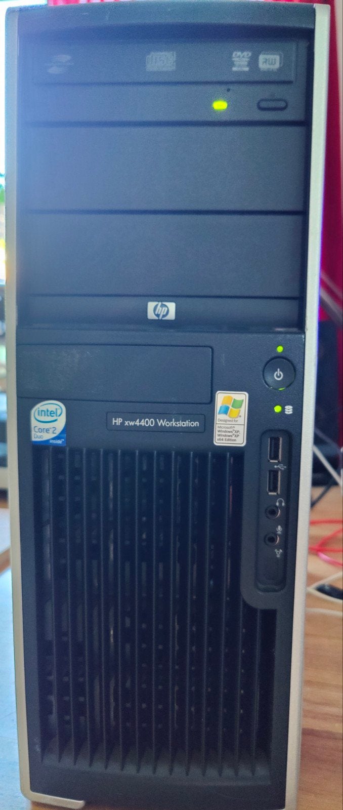 🚀 Prachtige Retro Krachtpatser: HP xw4400 Workstation, Computers en Software, Desktop Pc's, Gebruikt, 2 tot 3 Ghz, HDD, Minder dan 4 GB