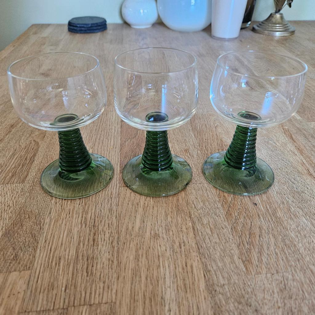 Roemer Moezel glazen. 70's wijnglazen. 3 stuks., Verzamelen, Glas en Borrelglaasjes, Ophalen, Zo goed als nieuw, Overige typen