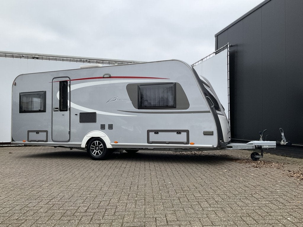 Bürstner BELCANTO 535 DL Rondzit Enkele bedden Thule Zaklui, Info@garageploegh.nl, 7 tot 8 meter, Bedrijf, Bürstner