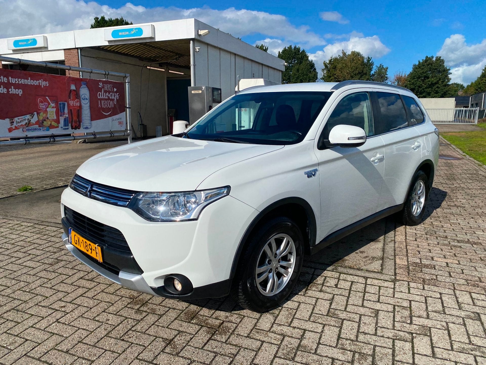 Mitsubishi Outlander 2.0 PHEV Business Edition X-Line, 1998 cc, 4 cilinders, Wit, Vierwielaandrijving