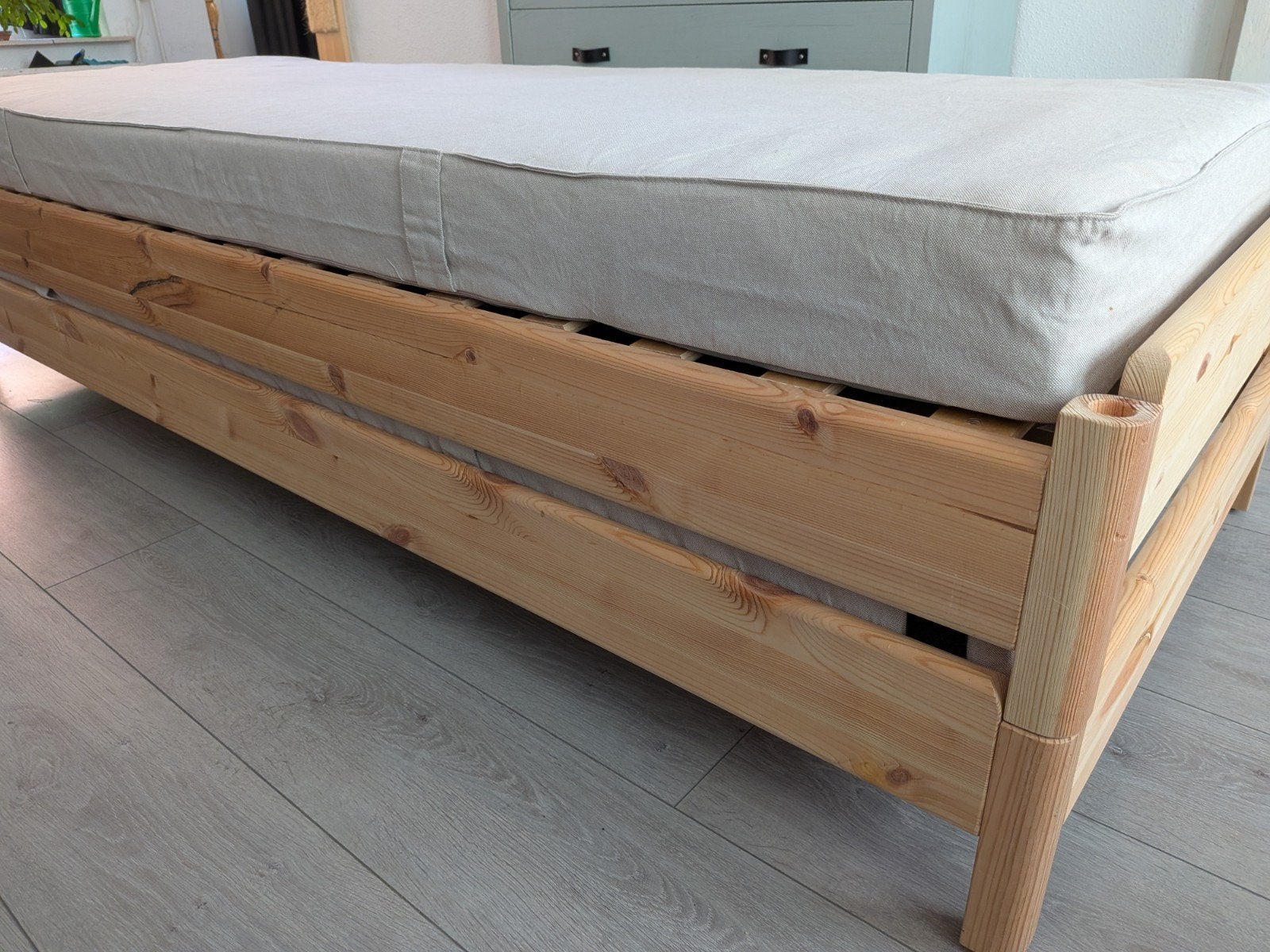 IKEA Utåker stapelbed met veren matrassen, Ophalen, Zo goed als nieuw, Hout, Overige kleuren