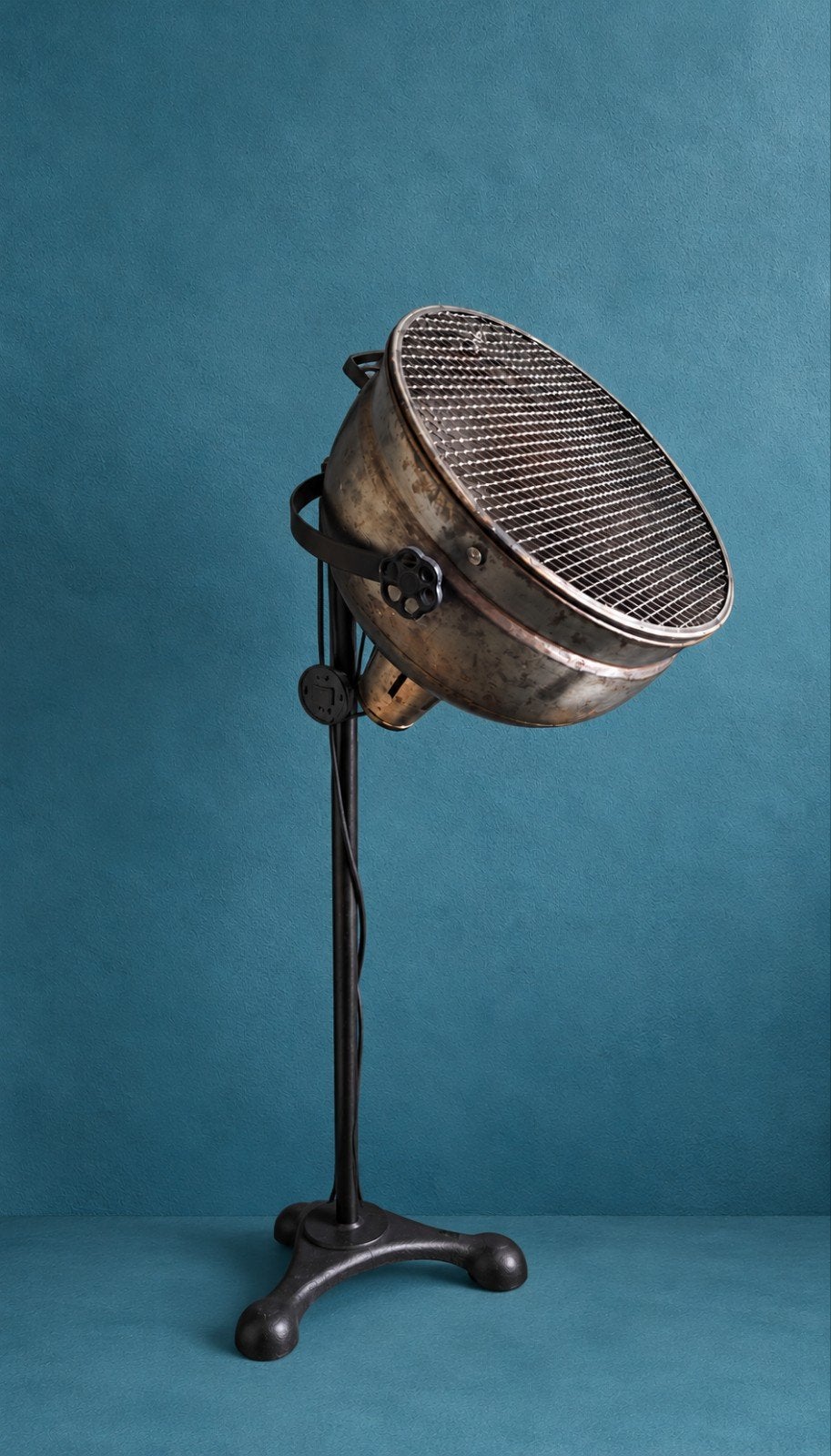 industriële lamp op voet , staande lamp, verstelbaar, Ophalen, Zo goed als nieuw, Metaal, 100 tot 150 cm