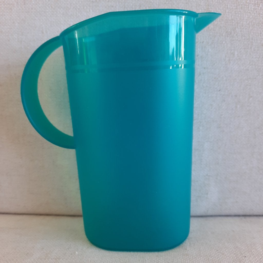 Tupperware schenkkan groen - 500 ml -, Huis en Inrichting, Ophalen of Verzenden, Zo goed als nieuw, Groen, Beker of Kan