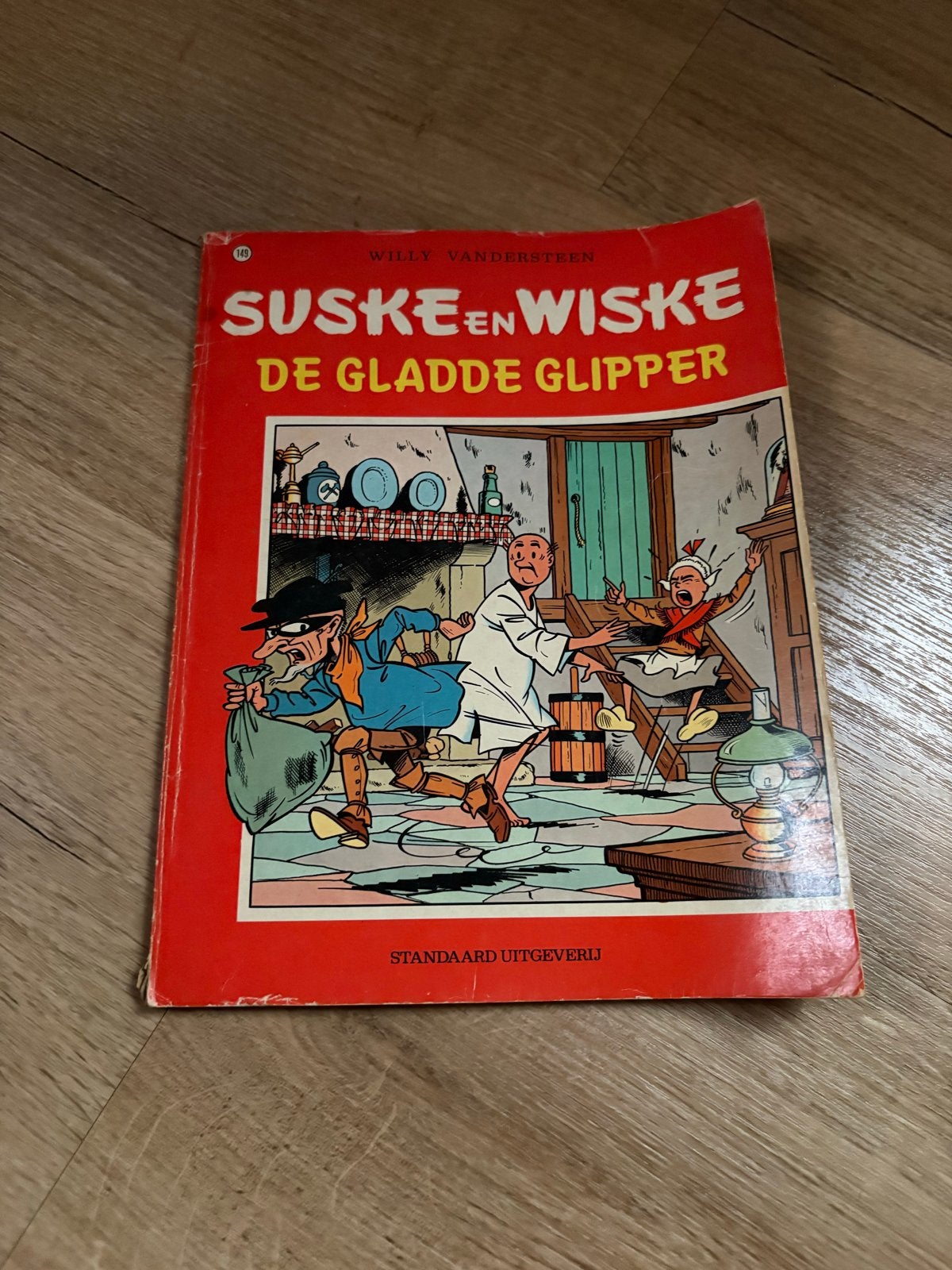 Suske en Wiske - De Gladde Glipper (Rode Reeks), Eén stripboek, Ophalen of Verzenden, Gelezen