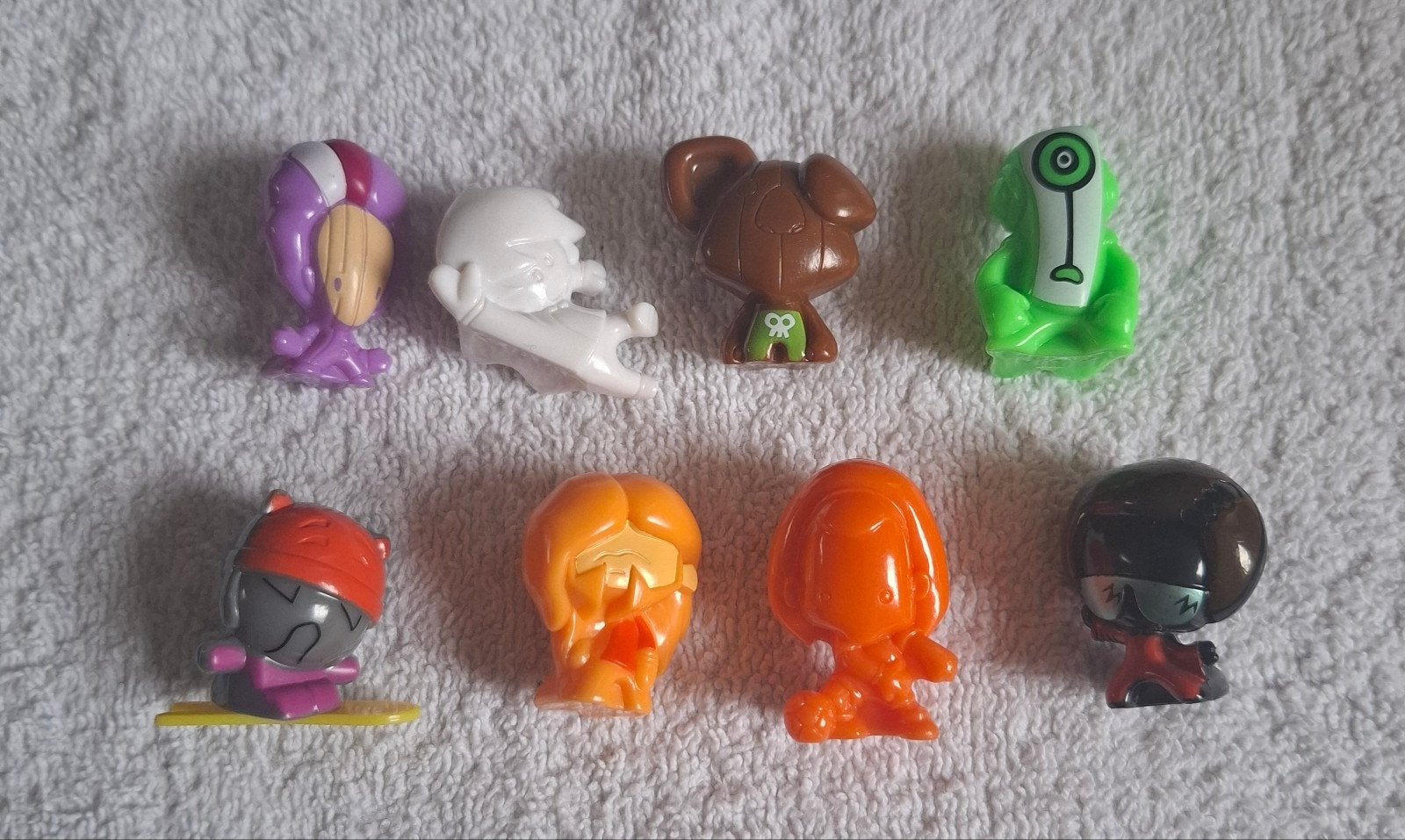 8 stuks Gogo's Crazy Bones figuren C1000 - diverse kleuren, Verzamelen, C1000, Ophalen of Verzenden
