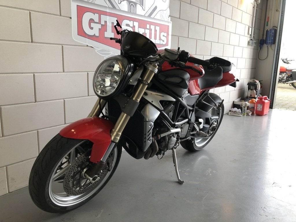 MV Agusta F4 750 Brutale (bj 2004), Motoren, MV Agusta, 749 cc, Meer dan 35 kW, Overig