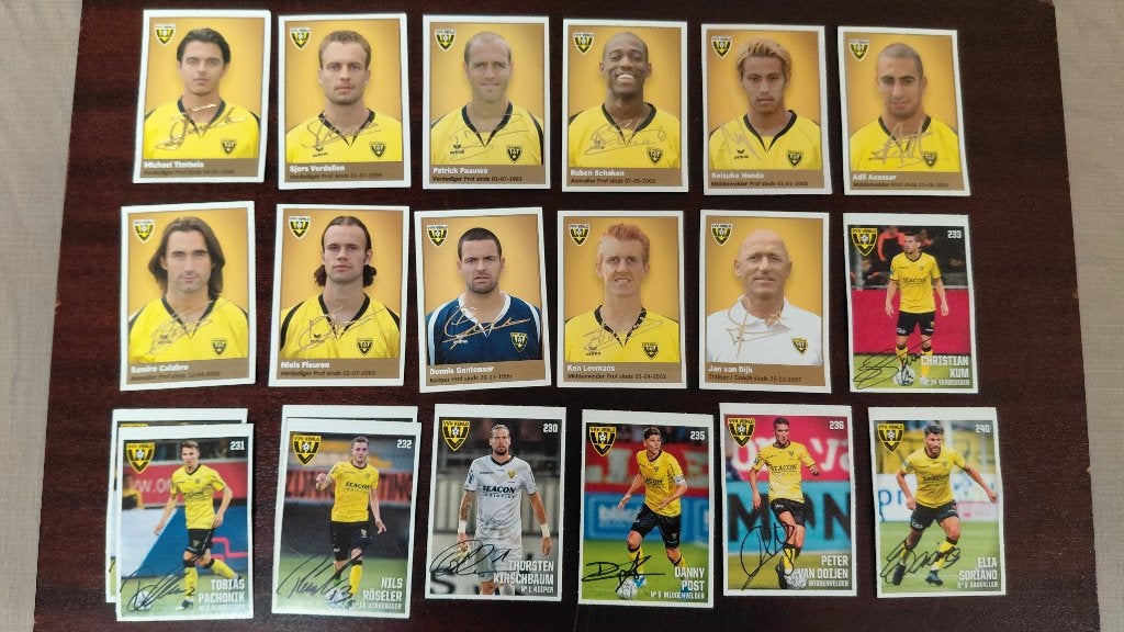 45 voetbalplaatjes AH VVV Venlo, Verzenden, Zo goed als nieuw, Overige binnenlandse clubs, Poster, Plaatje of Sticker
