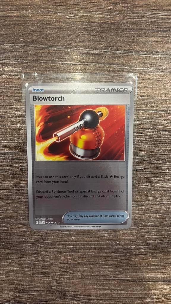 PFL Blowtorch 086/094 Reverse holo, Ophalen of Verzenden, Zo goed als nieuw