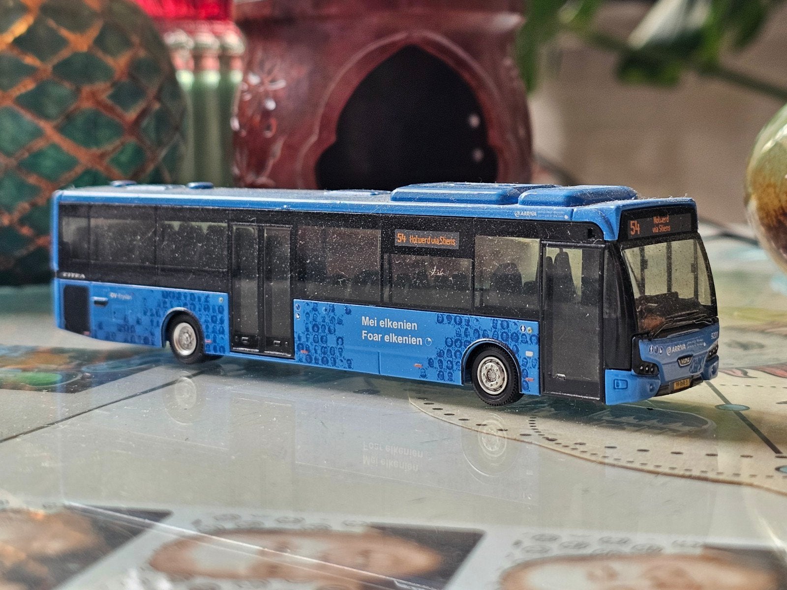2 HollandOto VDL bussen Fryslân en DoorZeeland, Ophalen of Verzenden, Zo goed als nieuw, Bus of Vrachtwagen