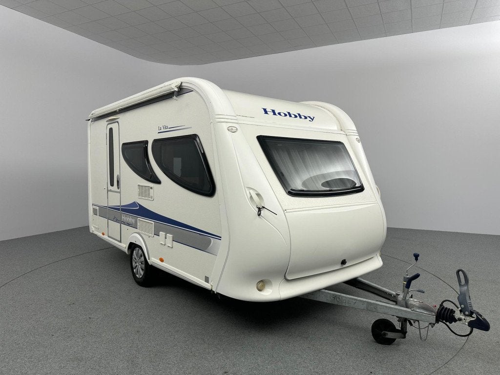 Hobby La Vita 400 SF Zakluifel Mover Voortent Fietsendrager, Caravans en Kamperen, Caravans, Vast bed, Hobby, Koelkast, Bedrijf