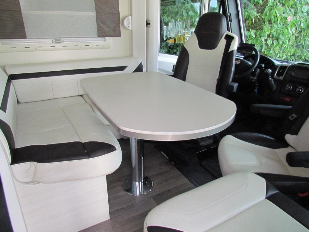 Chausson 7118 XLB Queenbed, Hefbed, Integraal, Airbags, Fiat, Tot en met 2