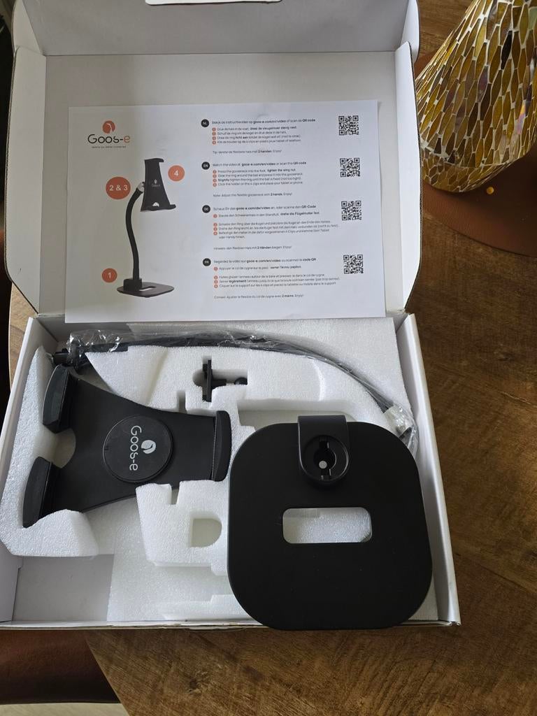 Goos-e tablet standaard - Flexibele houder voor tablets, 10 inch, Ophalen of Verzenden, Zo goed als nieuw, Universeel