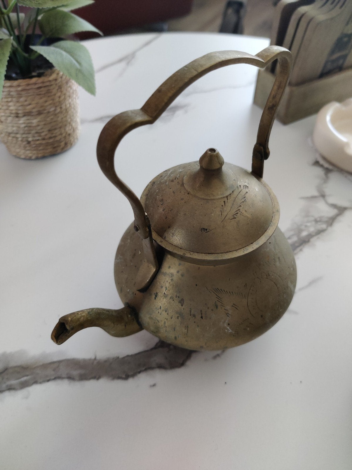 Antieke Marokkaanse theepot van messing, Antiek en Kunst, Ophalen of Verzenden
