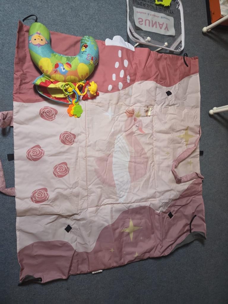 Speelkleed met speelboog en kussen, Ophalen