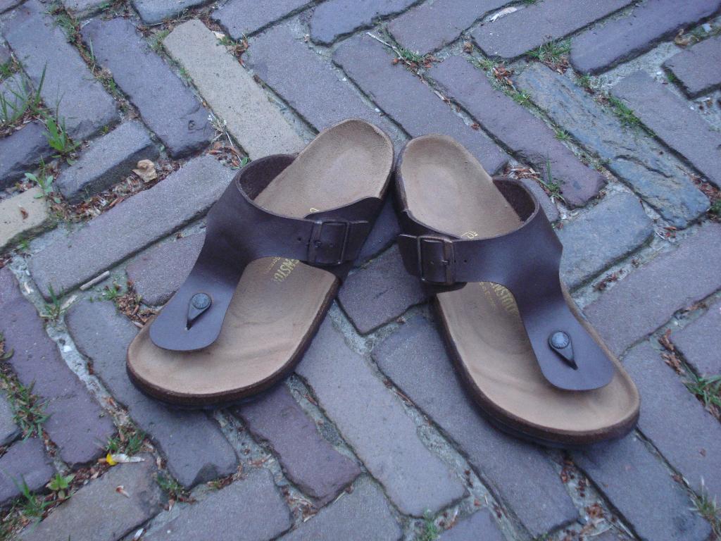 BIRKENSTOCK RAMSES BRUIN 42, NU GRATIS VERZENDING PER POST, Slippers, Bruin, Verzenden, Zo goed als nieuw