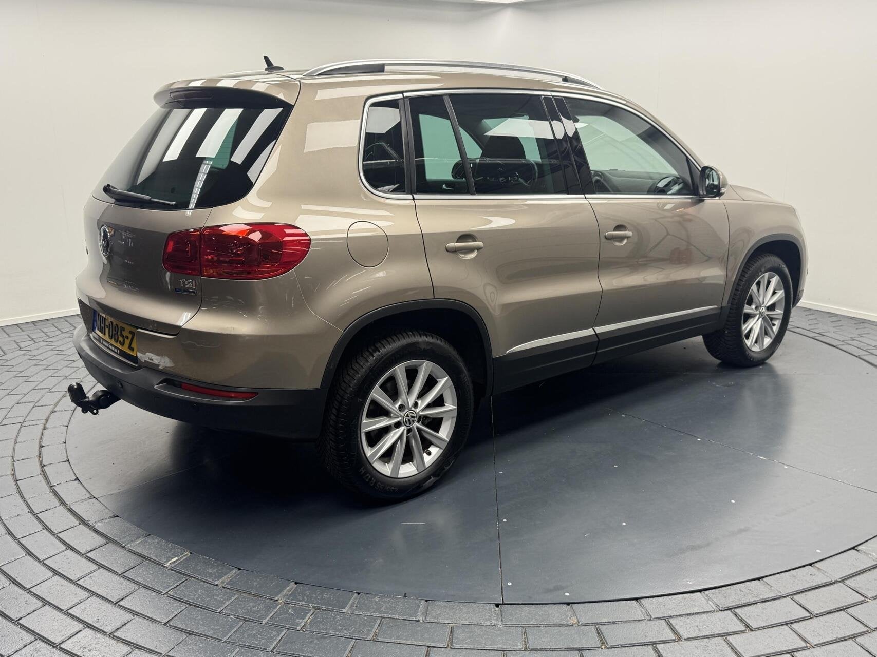Volkswagen Tiguan 1.4 TSi Sport&Style Trekhaak-Cr.contr-Clim, Auto's, Voorwielaandrijving, Euro 5, 4 cilinders, Met garantie (alle)