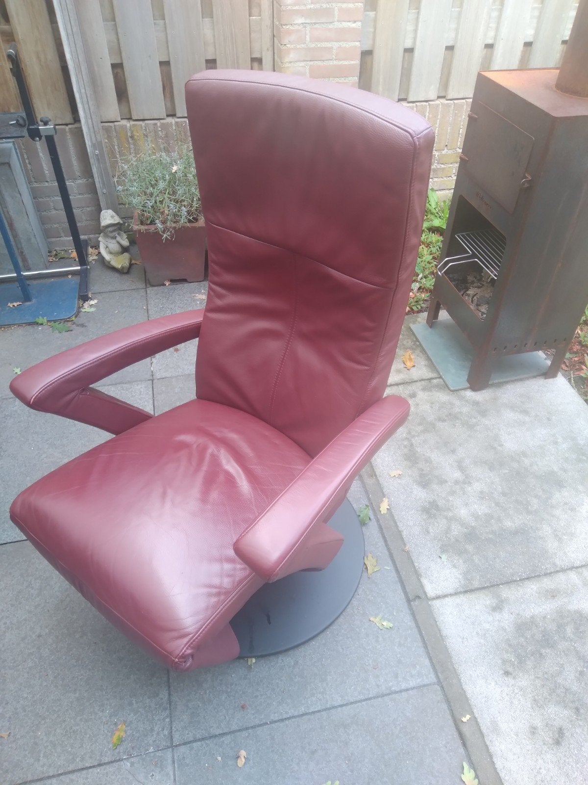 Relaxstoel elec. draadloos  bordeauxrood., Huis en Inrichting, Fauteuils, Ophalen