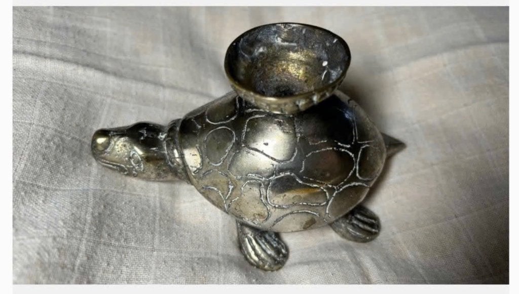 Zwaar metalen zilverkleurige schildpad, bv. edelsteen bol, Verzamelen, Ophalen of Verzenden, Zo goed als nieuw, Dier