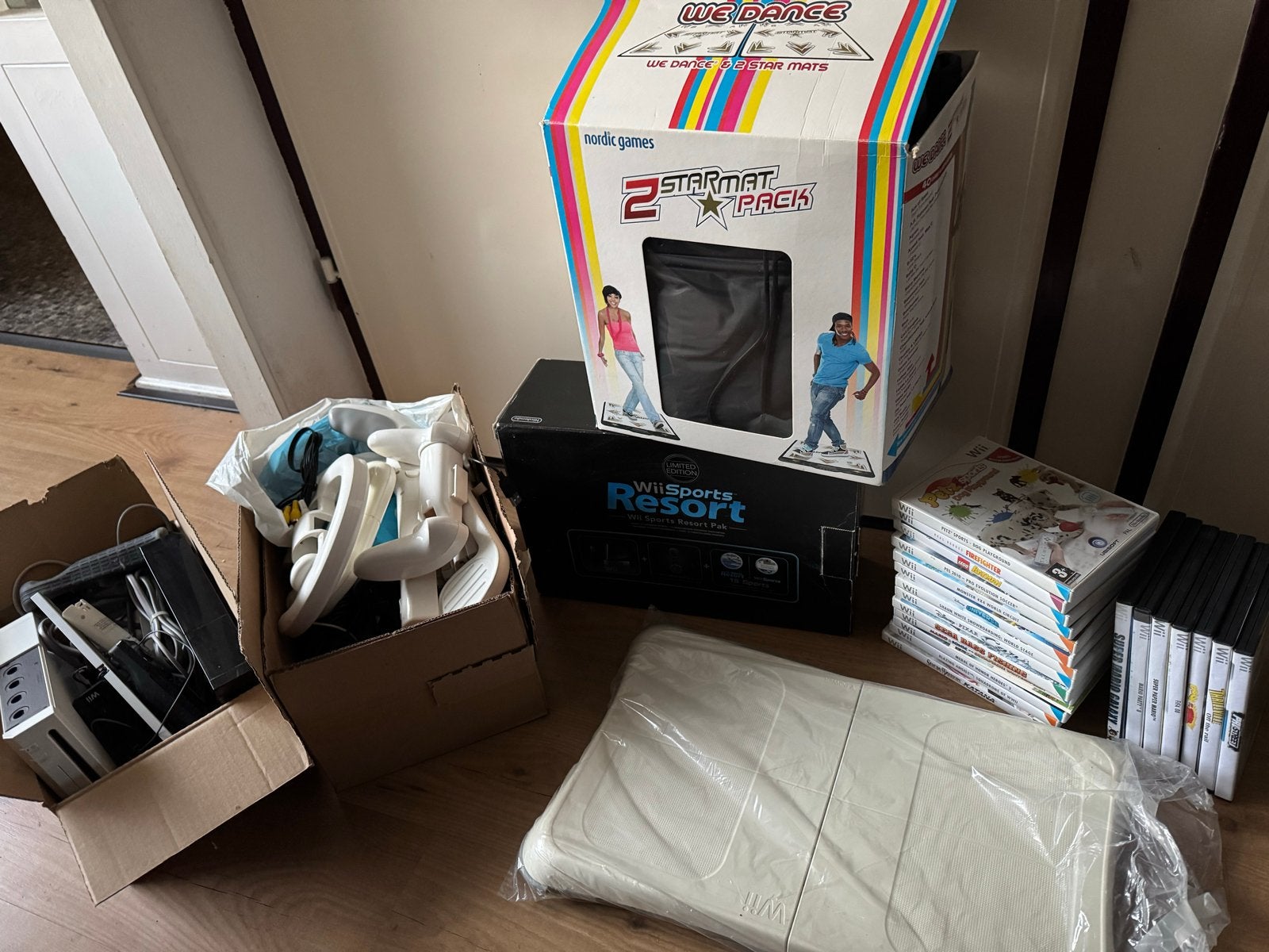 Grote Wii bundel: 2x Console, games en accessoires, Spelcomputers en Games, Avontuur en Actie, Gebruikt, Eén computer, Ophalen of Verzenden