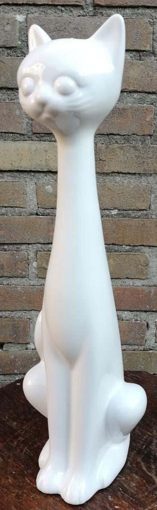 Poes. Stilistische wit plateel beeld. 53 cm., Ophalen, Zo goed als nieuw, Hond of Kat, Beeldje of Figuurtje