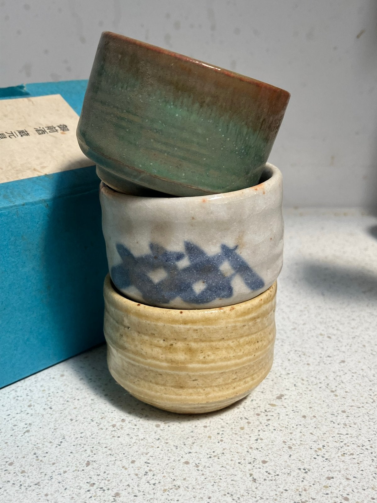 Set van 3 Japanse sake kopjes in blauw doosje, Ophalen of Verzenden