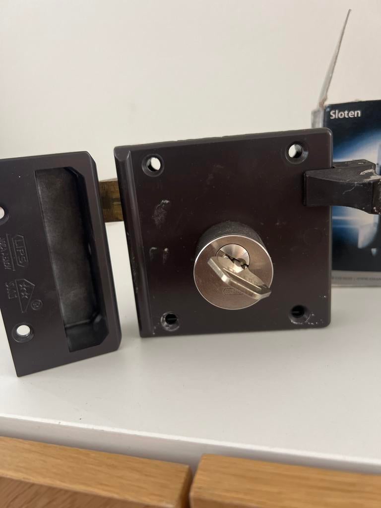 Lips Assa Abloy Sloten - Veiligheid en Kwaliteit, Ophalen of Verzenden, Gebruikt, IJzer, Slot