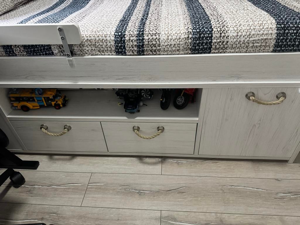 Eenpersoonsbed met matras en opbergruimte, Huis en Inrichting, Slaapkamer | Bedden, Ophalen, Gebruikt, 90 cm, Eenpersoons