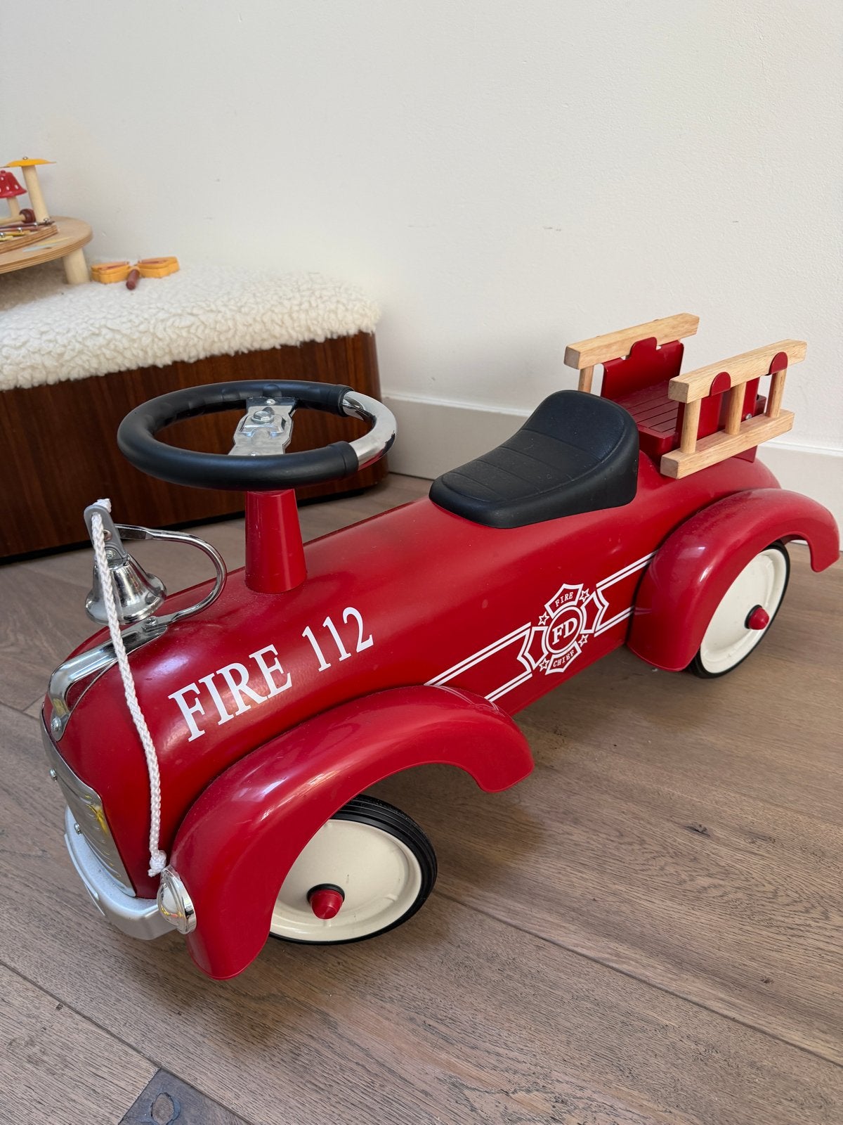 Vintage Brandweer Loopauto - Rood met Bel en Ladder, Ophalen, Zo goed als nieuw