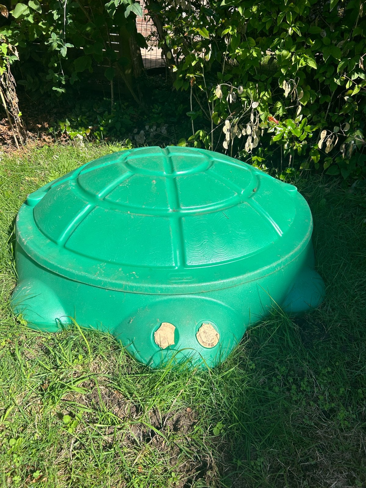 Little Tikes Schildpad Zandbak met Deksel - incl zand, Ophalen, Gebruikt