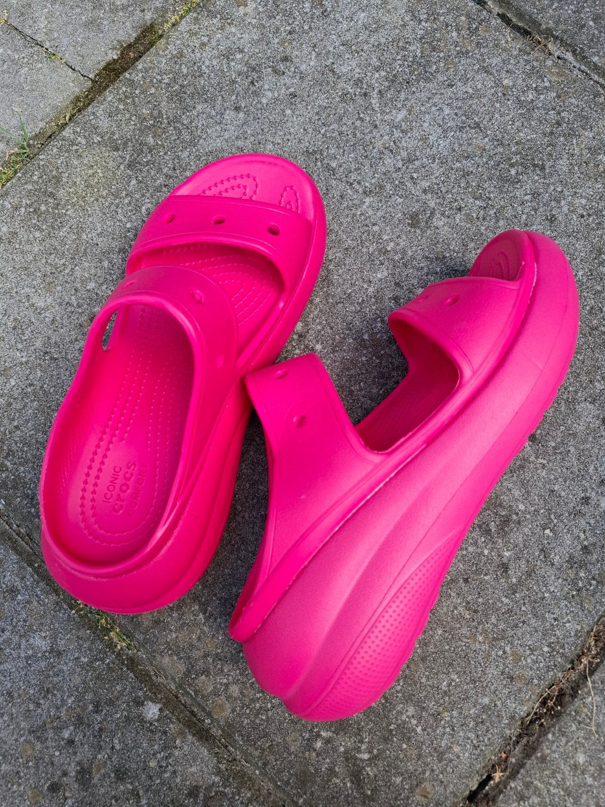 Crocs Classic Crush Platform Sandal roze EU 38 nieuw, Slippers, Nieuw, Ophalen of Verzenden, Crocs