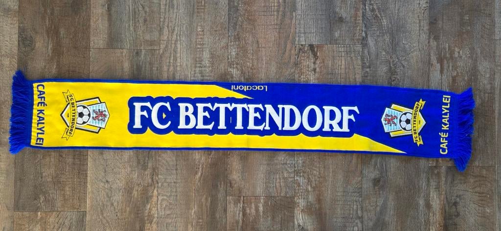 Sjaal FC Bettendorf, Verzamelen, Sportartikelen en Voetbal, Ophalen of Verzenden, Zo goed als nieuw, Buitenlandse clubs, Vaantje of Sjaal