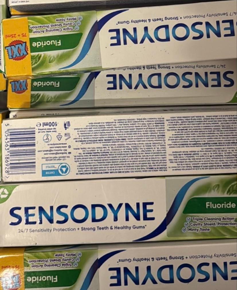 Sensodyne Fluoride XXL Tandpasta 100ml x10 stuks), Ophalen of Verzenden, Nieuw, Tandpasta