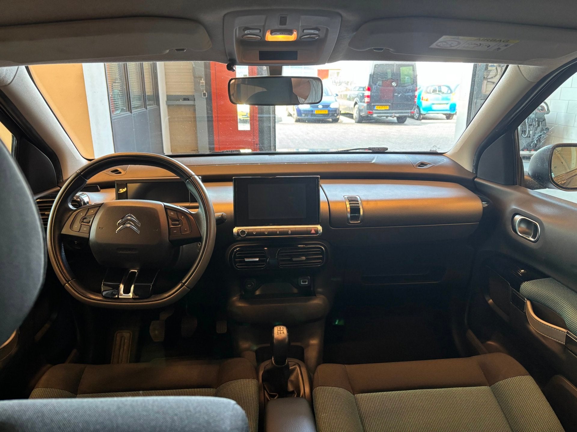 Citroen C4 Cactus 1.2 PureTech Business | 100% Onderhouden |, Stof, Gebruikt, Handgeschakeld, C4 Cactus