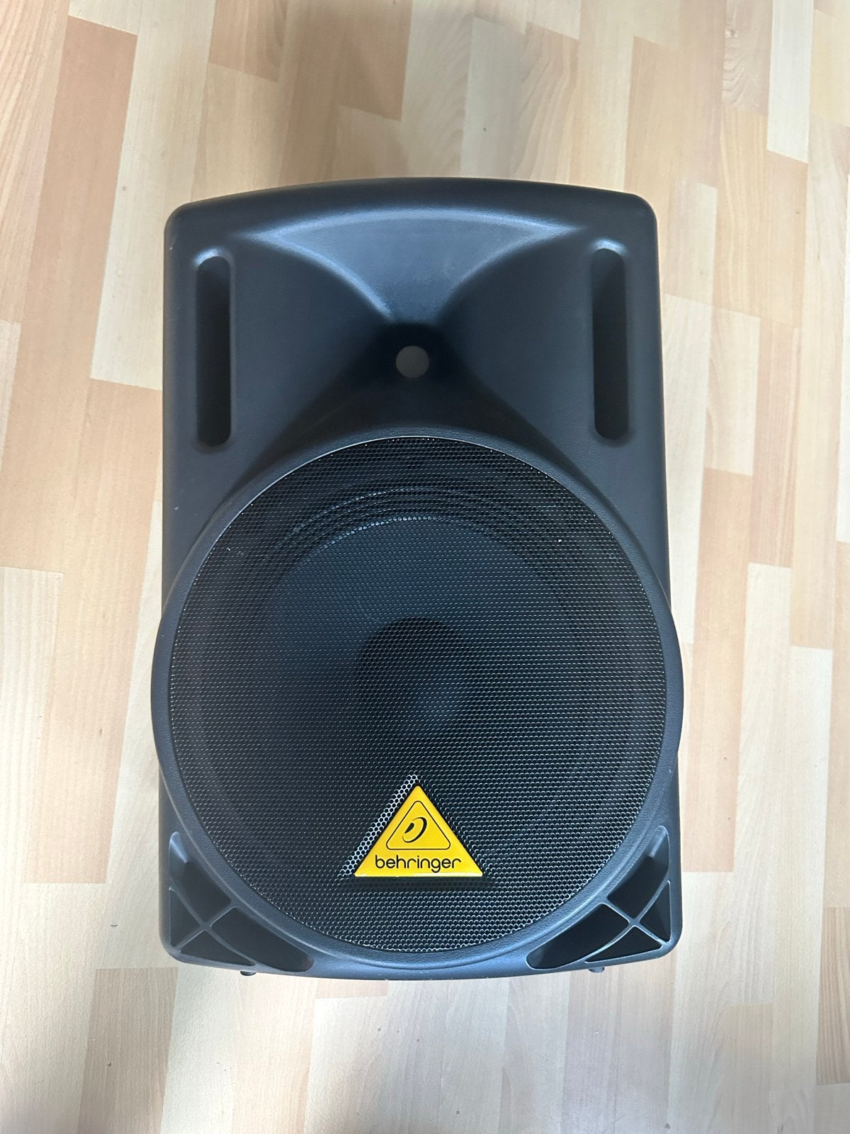 Behringer B212XL 800-watt 2-weg PA luidspreker, Gebruikt, Overige typen, Geschikt voor surround/home cinema, Ophalen