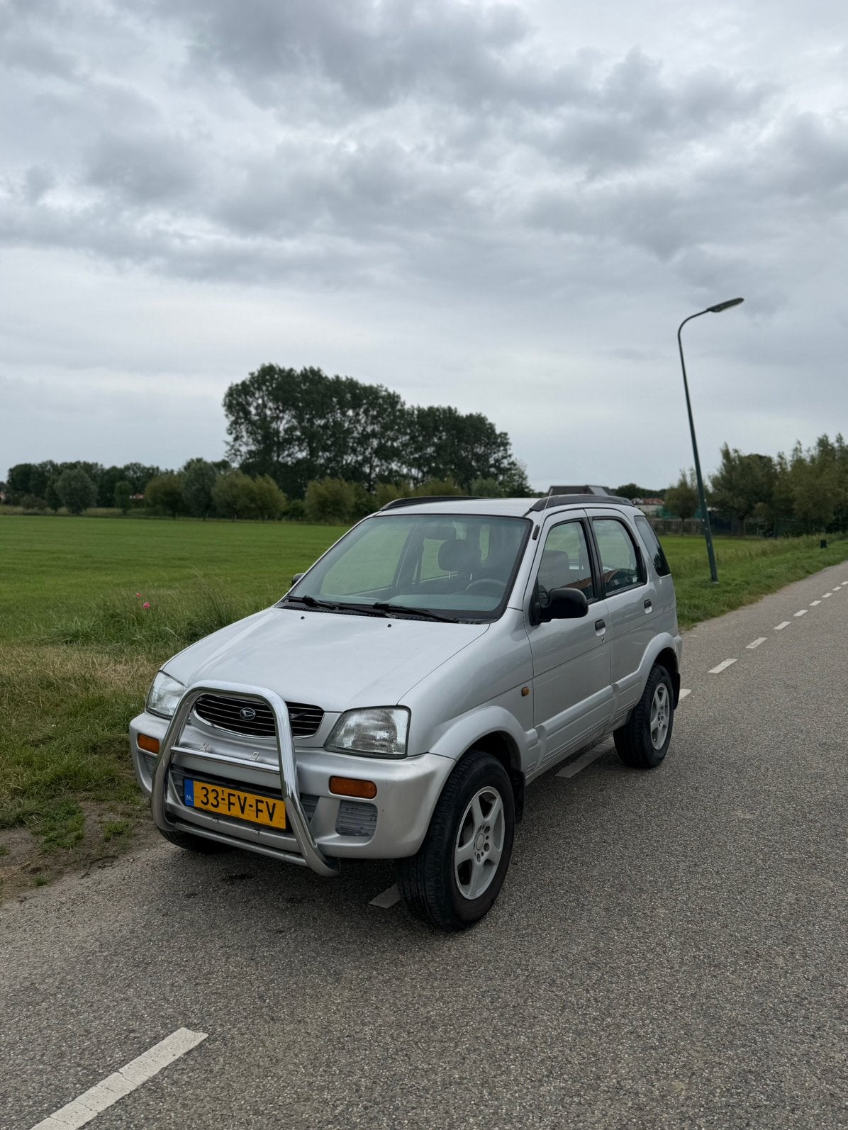Daihatsu Terios 1.3 16V 4X4 UNIEK AIRCO, Auto's, Daihatsu, 1296 cc, 83 pk, 40 €/maand, 4 cilinders