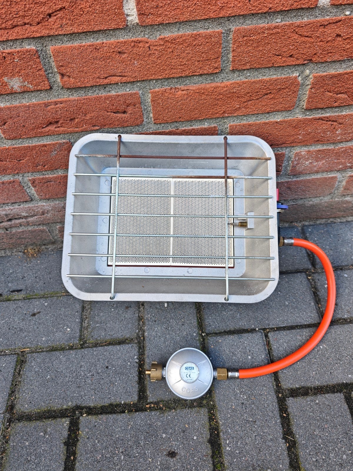 gude gasstraler heater, Ophalen