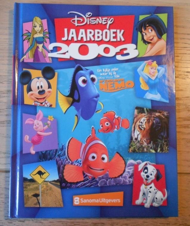 2x Jaarboek DISNEY = 2003 en 2004 = zware boeken!, Boeken, Ophalen, Zo goed als nieuw, Fictie algemeen