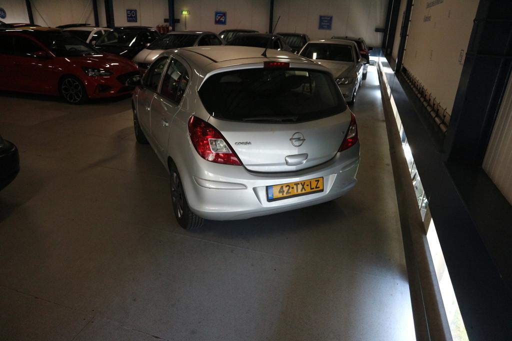 Opel Corsa 1.2-16V Enjoy / APK 4-2027 / 5 DRS / LEUKE AUTO !, Voorwielaandrijving, Gebruikt, 4 cilinders, 1229 cc