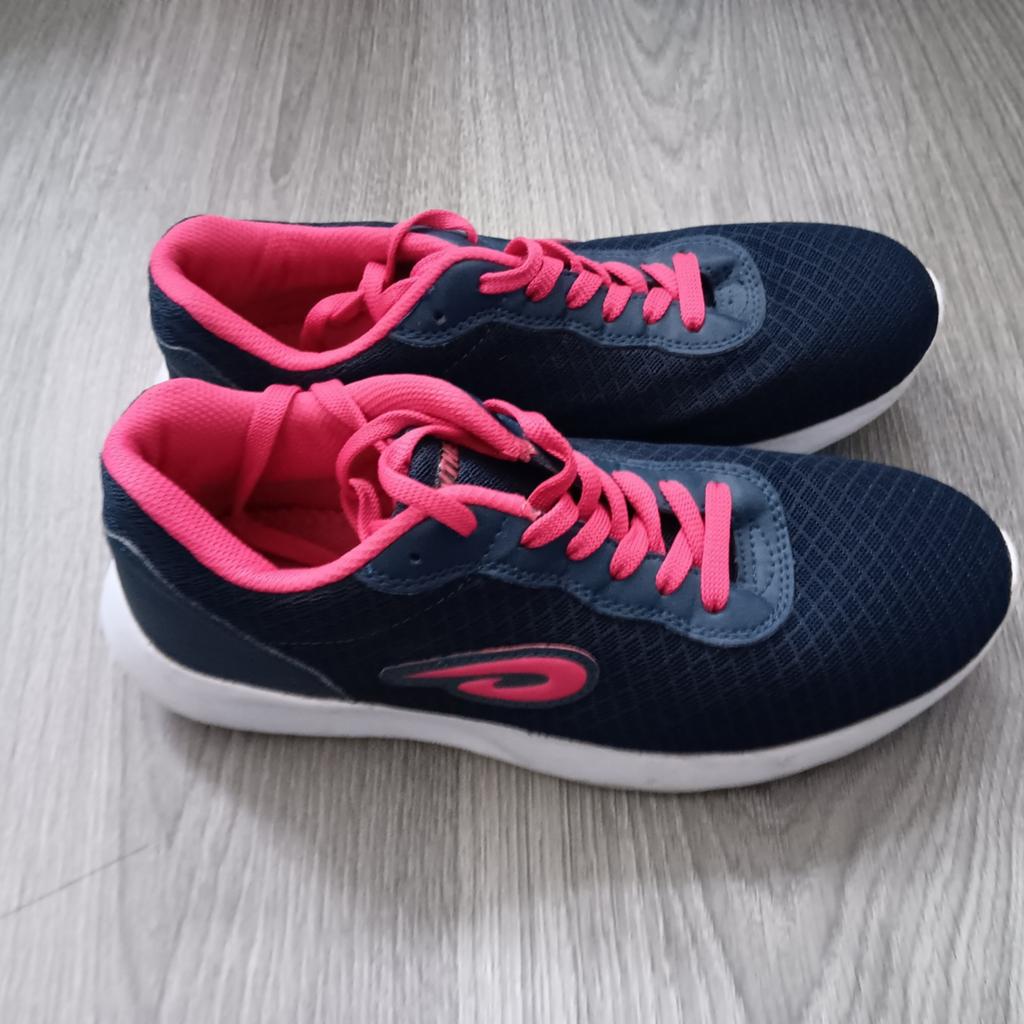 Sport schoenen, Overige merken, Hardloopschoenen, Nieuw, Ophalen of Verzenden