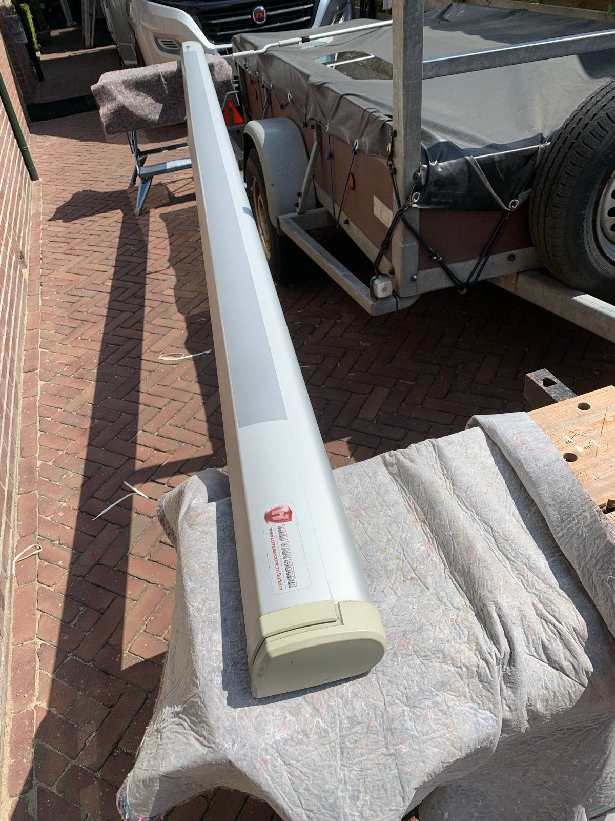 Thule omnistor 5200 / 450 lang uit schade aan het doek, Caravans en Kamperen, Ophalen
