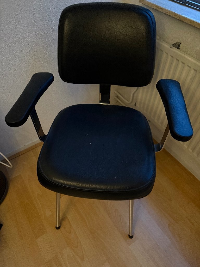 GEZOCHT: deze mooie stoel van Gispen of...???, Ophalen of Verzenden, Zo goed als nieuw, Eén