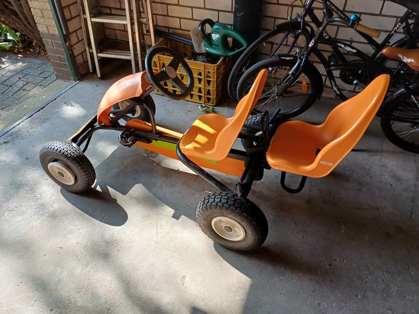 Leuke duoskelter voor 2 personen - banden oppompen en rijden, Kinderen en Baby's, Speelgoed | Buiten | Skelters, Ophalen of Verzenden
