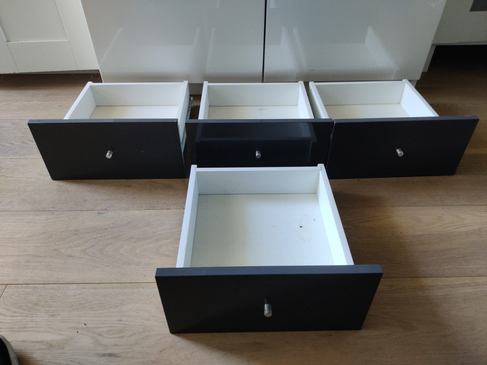4 Ikea inzet lades Kallax kast. antraciet glans., Ophalen, 50 tot 100 cm, Zo goed als nieuw, 3 of 4 laden