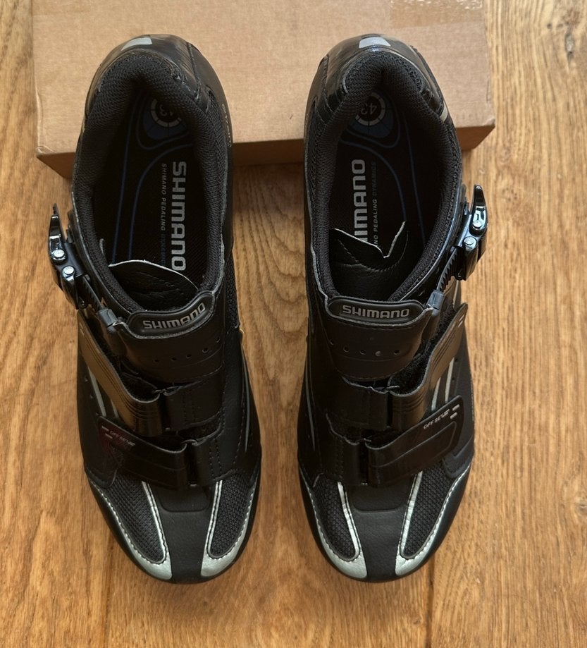 Wielrenschoenen - Shimano - mt 43, Jongen of Meisje, Overige typen, Ophalen of Verzenden, Zo goed als nieuw