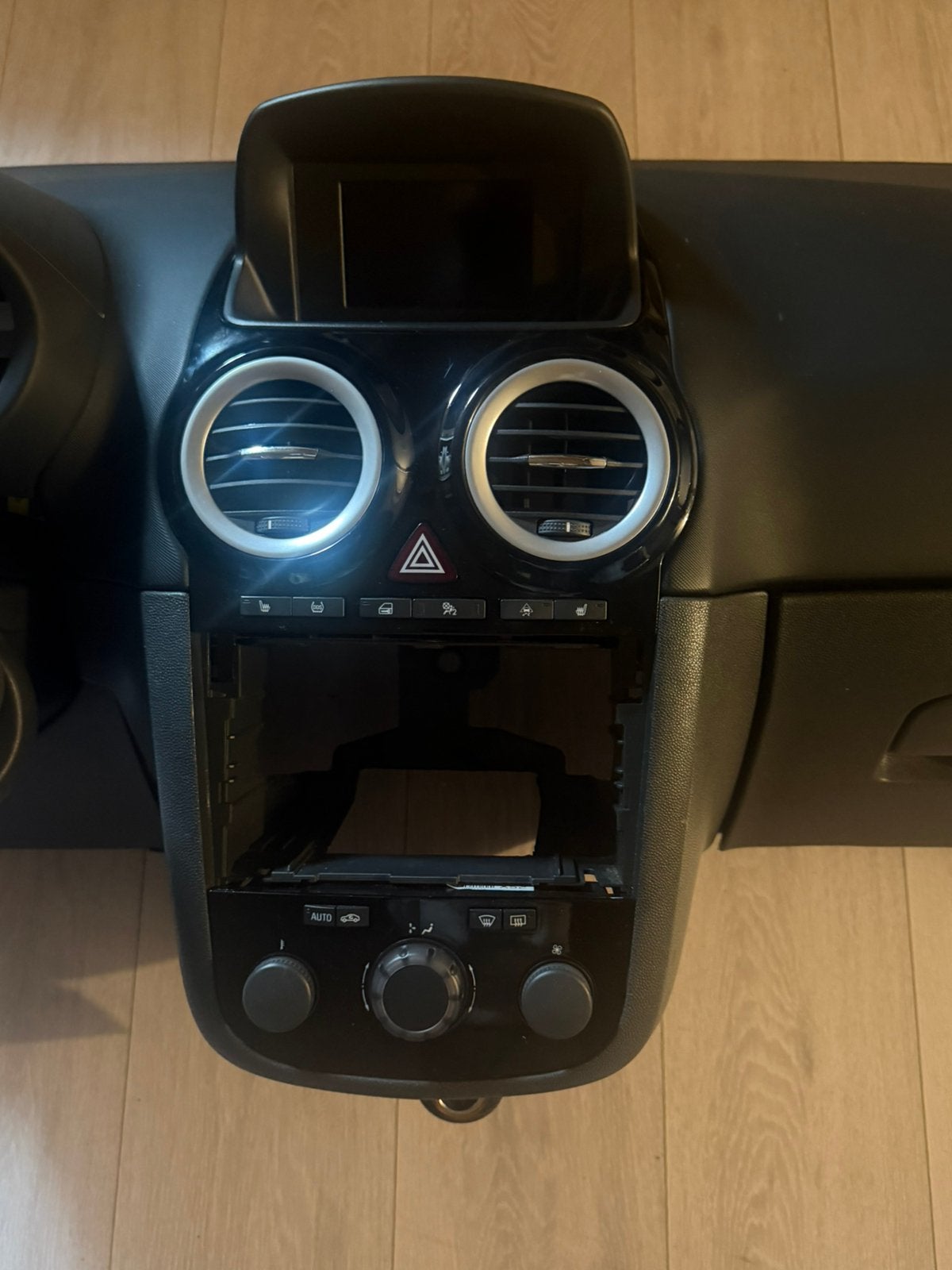 Complete dasboard corsa D OPC, Ophalen, Zo goed als nieuw