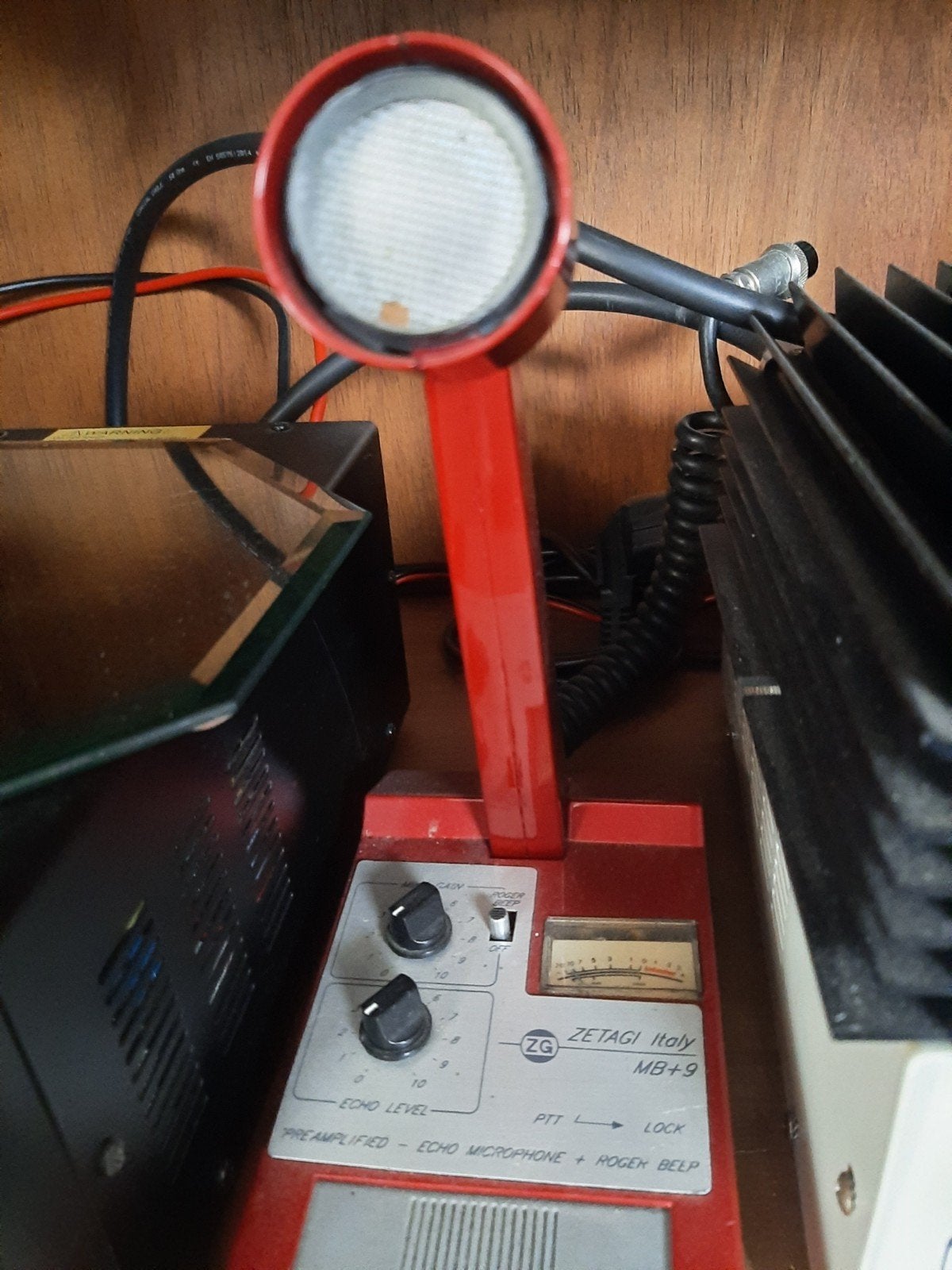 Zetagi MB+9 Preamplified Echo Microfoon, Telecommunicatie, Zenders en Ontvangers, Ophalen, Gebruikt, Zender
