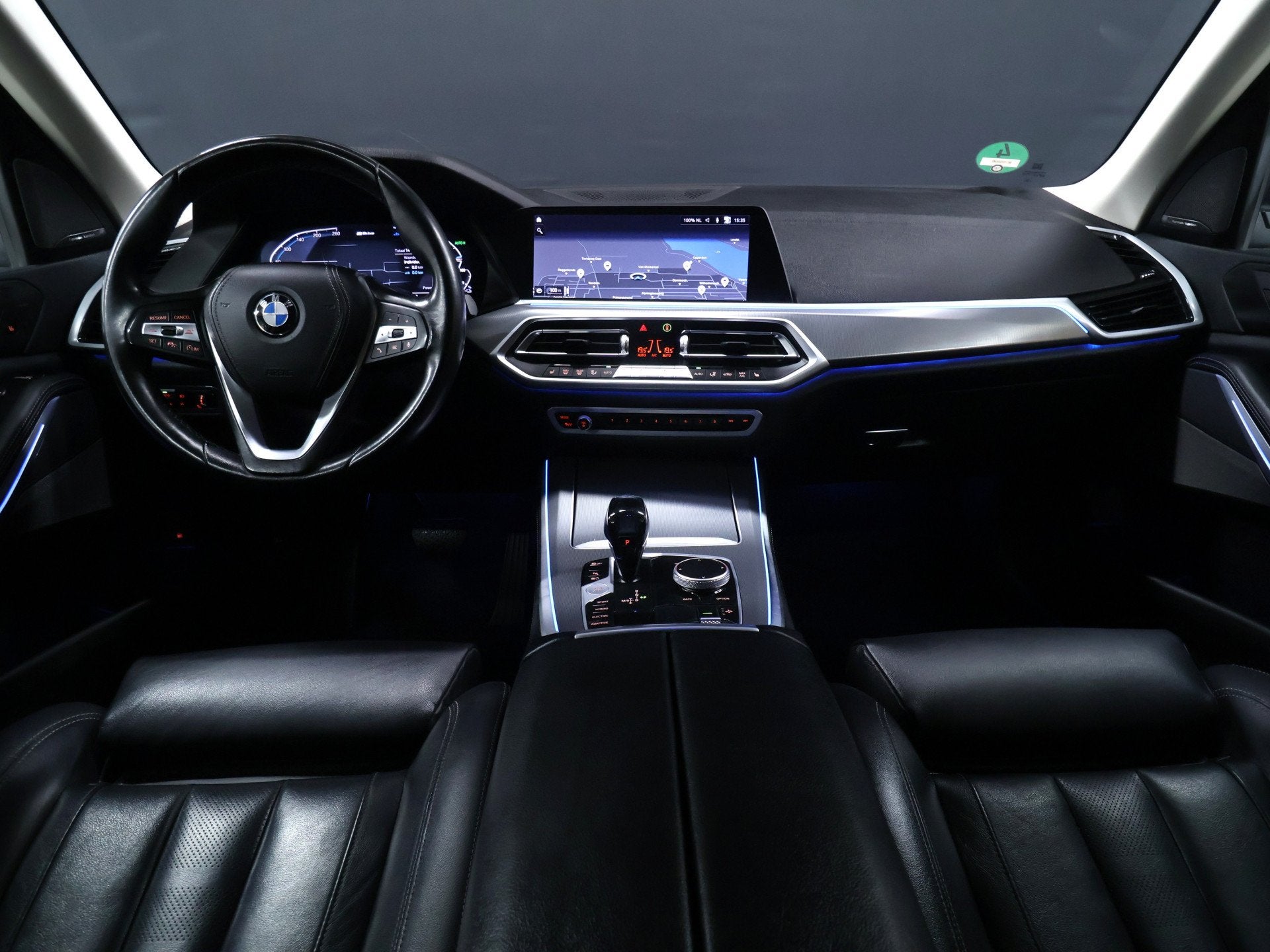 Foto 5 van BMW X5 xDrive45e Sport [SOH 97%, PANORAMADAK, HARMAN KARDON,