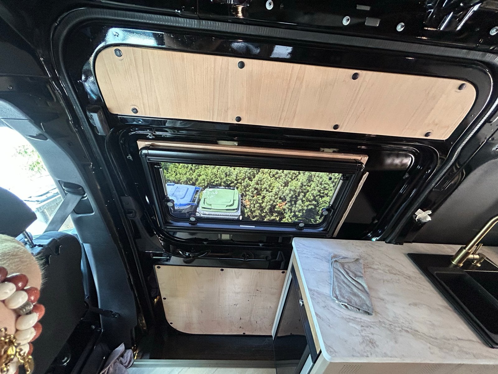 Houten panelen voor laadtruimte Mercedes Sprinter L3H2, Ophalen, Gebruikt