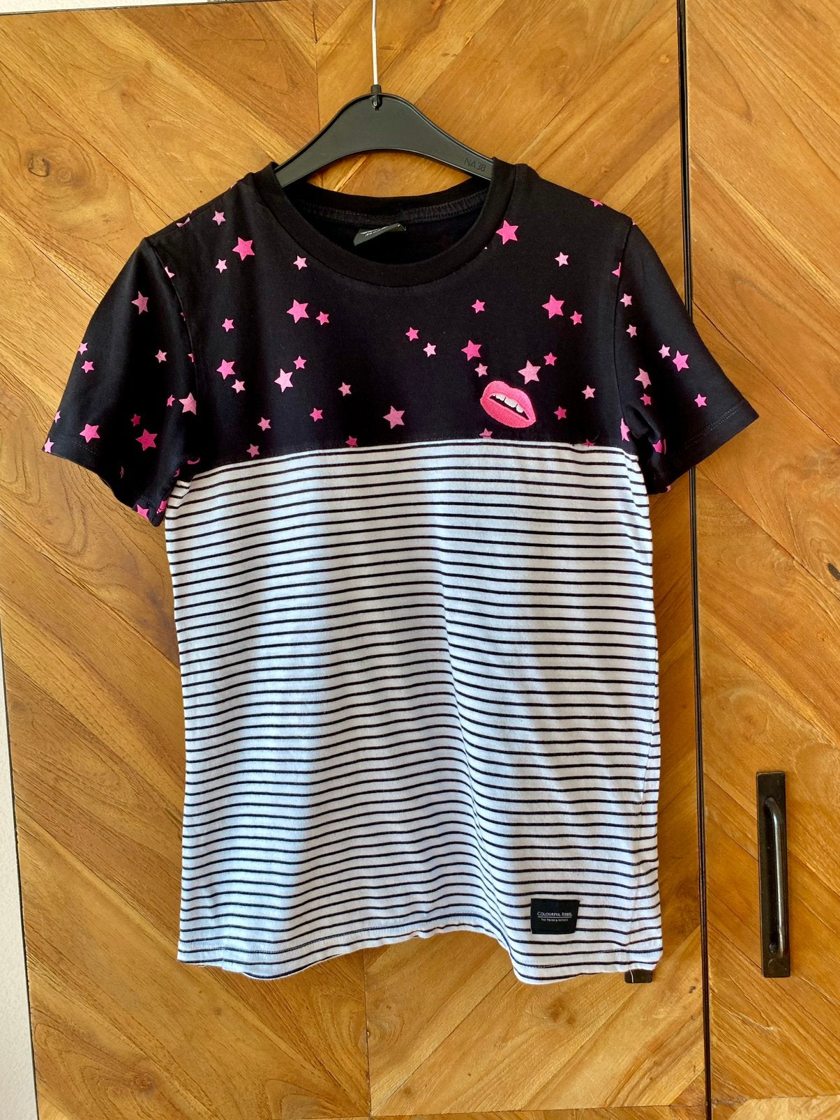 Mooi Shirtje van Colourful Rebel. Maat XS, Kleding | Dames, Colourful Rebel, Ophalen of Verzenden, Zo goed als nieuw, Korte mouw